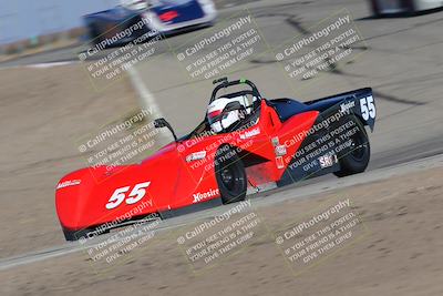 media/Nov-19-2022-CalClub SCCA (Sat) [[baae7b5f0c]]/Group 1/Race (Outside Grapevine)/